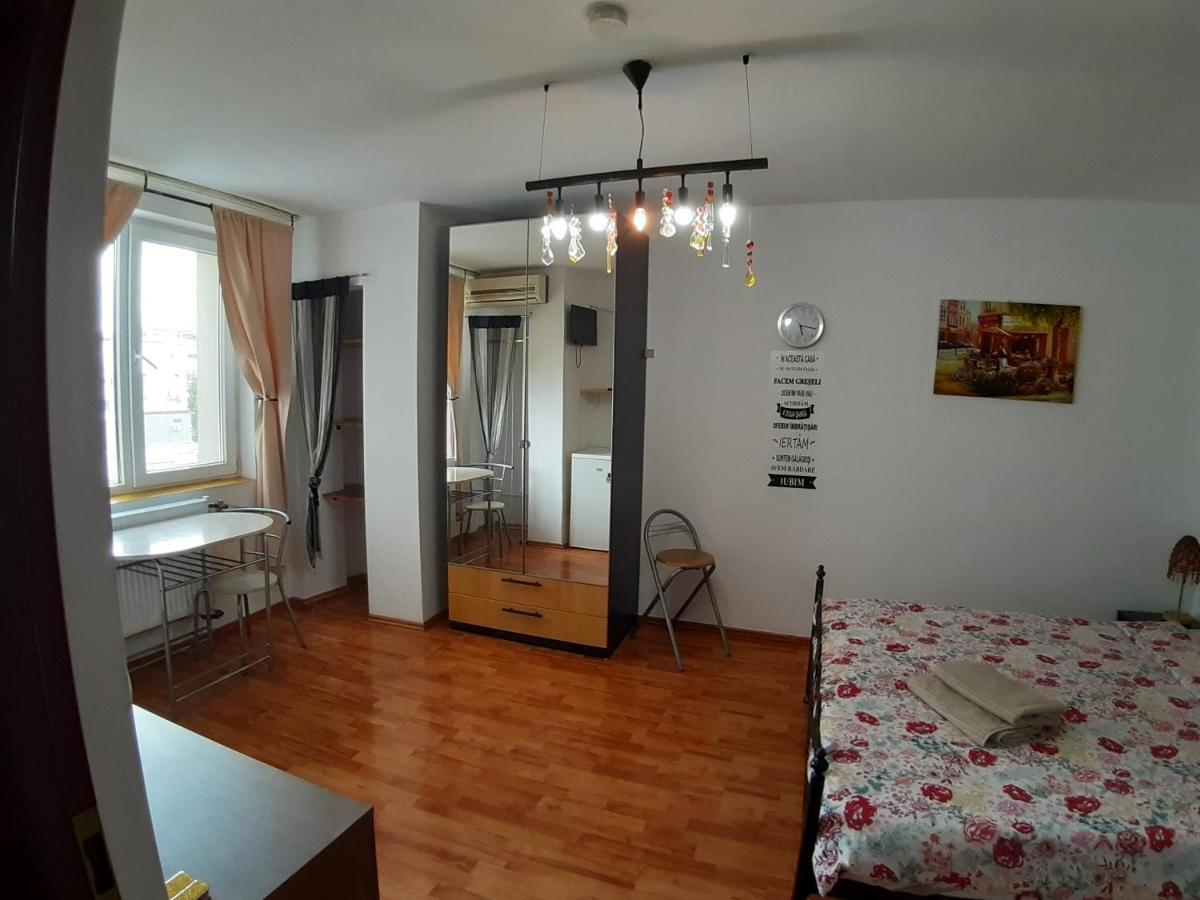 Apartamento Piata Amzei Old Town Bucarest Exterior foto